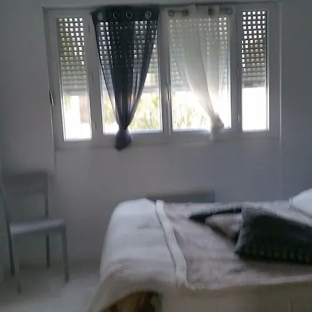 Des Roses Apartment